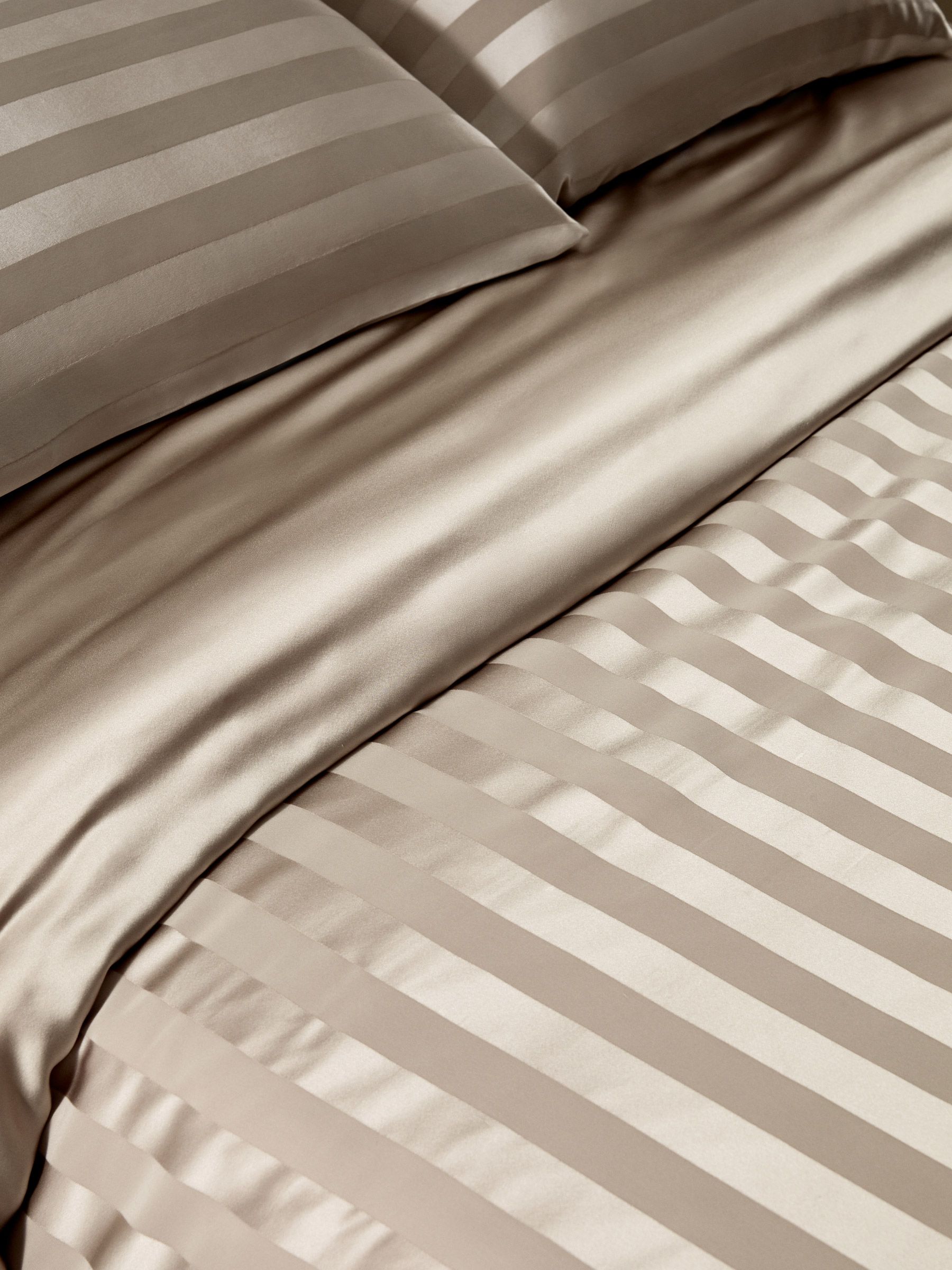 Cloud Hug™ Ensemble de drap en soie