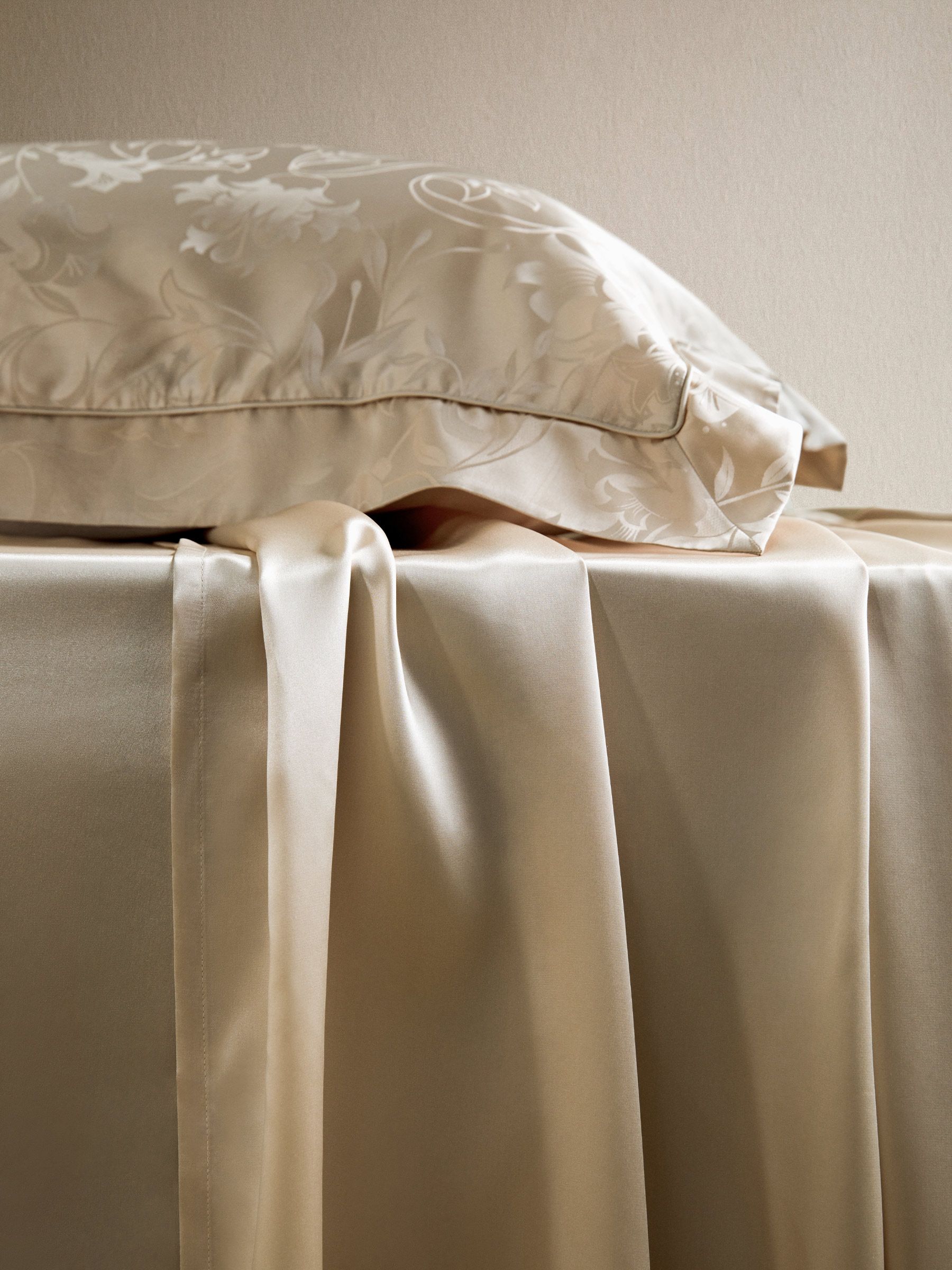 Cloud Hug™ Ensemble de drap en soie